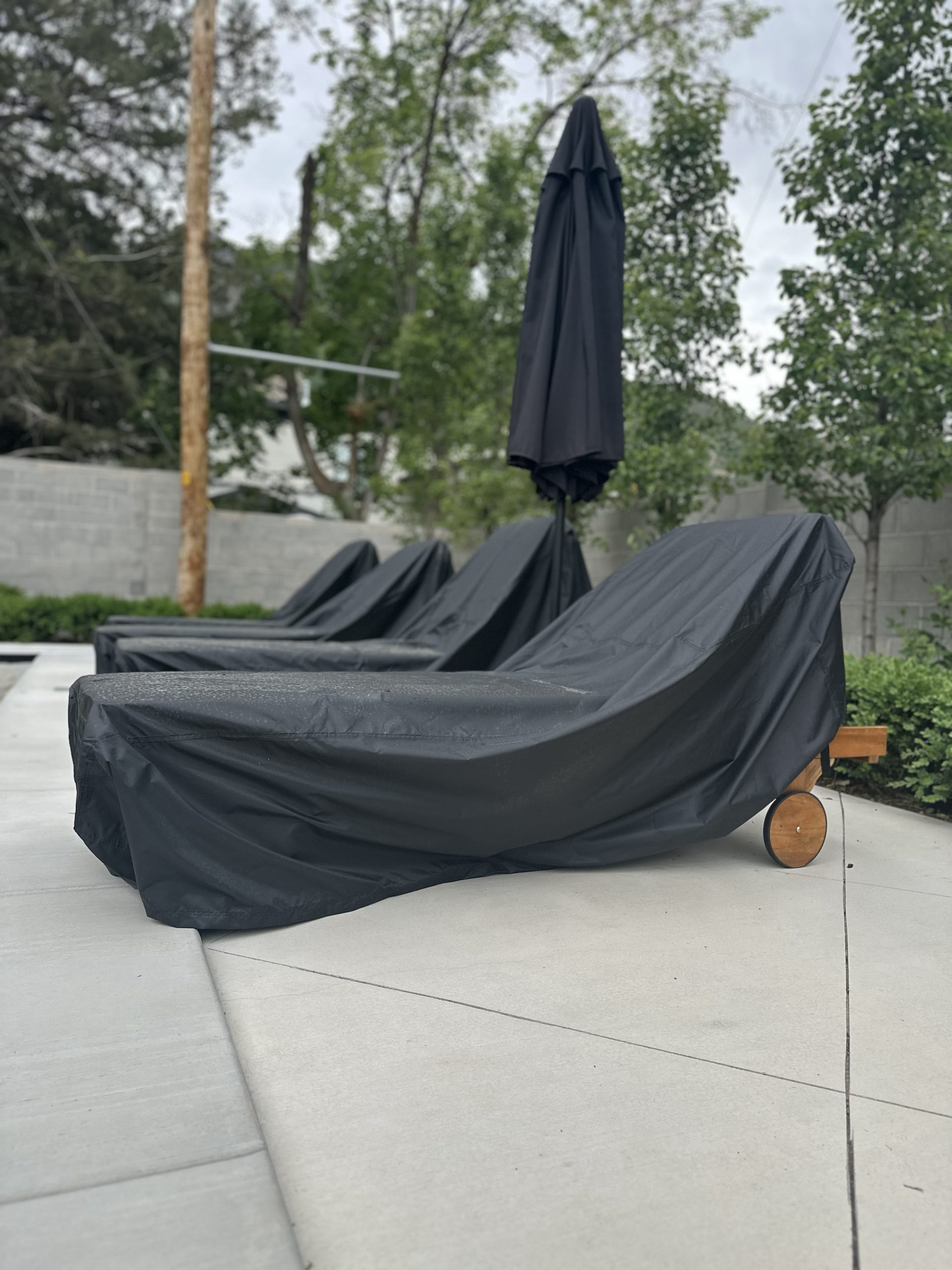 Featured image for “The Lounge Chair Covers That Actually Do Their Job”